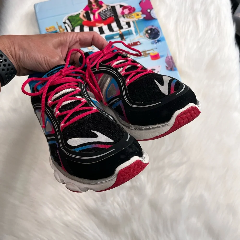 Brooks Kids Sneakers - Black, Blue, Pink